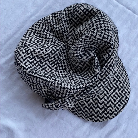 Houndstooth Hat - Picture 3 of 3